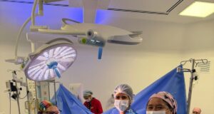 Hospital Villarrica incorpora marcación de lesiones con semillas magnéticas en cirugía de mama