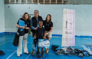 Freire fortalece el deporte infantil con entrega de implementación a taller de roller dance