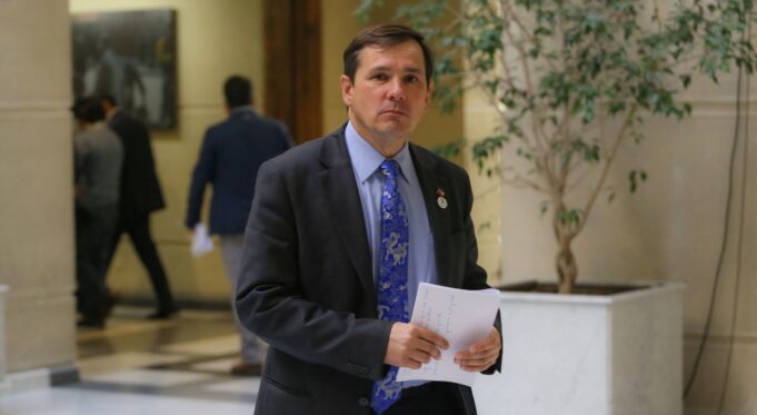 Tras fatal accidente en Pitrufquén: Diputado Rathgeb pide mayor seguridad pata trabajadores y pasajeros de buses intercomunales