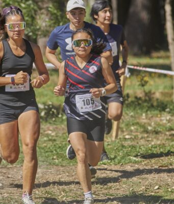 Más de 300 corredores dieron vida a la copa aniversario Lautaro cross country 2026 en el parque Isabel Riquelme