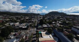 En Pucón respaldan «doble vía» por Loncoche e insisten en inversión por borde norte del lago