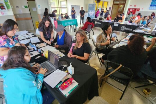 Cesfam de Pitrufquén conmemoró día mundial del cáncer con jornada de concientización