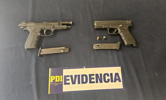 Vendía armas por redes sociales: detienen a joven de 20 años en Labranza