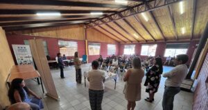 Más de 120 familias reciben escrituras de deslindes para avanzar en su proyecto habitacional en Pitrufquén