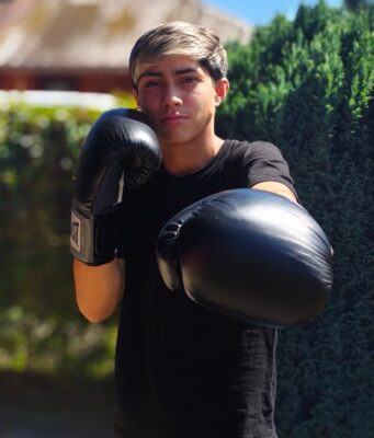 “El Nene”: joven de Pitrufquén y promesa del boxeo que ya suma triunfos y experiencia sobre el ring