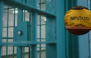 Le dio al menos 10 disparos: condenan a 7 años de cárcel a hombre que baleó a víctima en cantina de Temuco