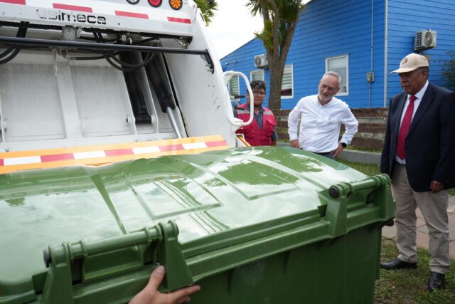 Puerto Saavedra recibió nueva flota de camiones y equipamiento para modernizar recolección de residuos sólidos