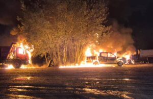 Ataque incendiario deja cuatro vehículos destruidos en Lautaro: perdidas superan los $200 millones