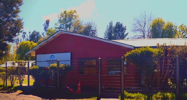 Escuela Conquil de Villarrica inicia movilización por falta de transporte escolar definitivo