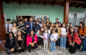 Gorbea avanza en derechos de la infancia y adolescencia con lanzamiento oficial de la oficina local de la niñez