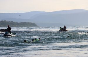 Hoy comenzó la travesía río Toltén con histórico recorrido con más de 145 kilómetros de nado