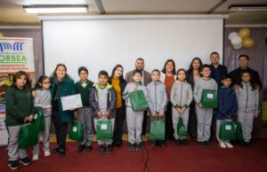 Gorbea celebra los avances de la educación municipal en la cuenta publica DAEM 2025