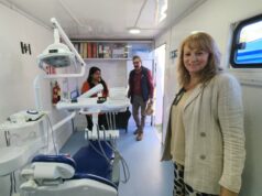 Alcaldesa de Pitrufquén inauguró clínica dental móvil en posta de Millahuin para sector rural cordillera