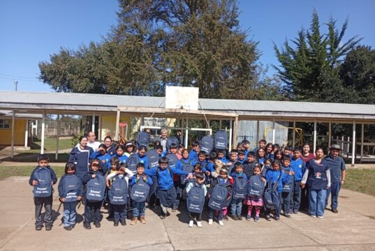 Frontel apoya la educación rural de Puerto Saavedra con su Programa “Escuelas con Energía”