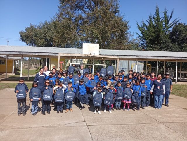 Frontel apoya la educación rural de Puerto Saavedra con su Programa “Escuelas con Energía”