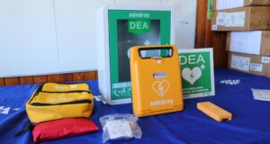 Puerto Saavedra fortalece su red de salud con la incorporación de siete desfibriladores donados por fundación «Te Apoyamos»