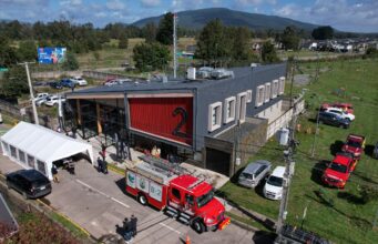 Histórica compañía de bomberos de Villarrica recibe oficialmente su nuevo cuartel