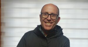 Del trabajo estable al sueño propio: la valentía de emprender y el nuevo comienzo de Andrés con “Haro deléitate” en Pitrufquén