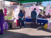 Feria “Mujer emprende” reunió a emprendedoras y servicios de salud en el Cecosf El Bosque de Freire