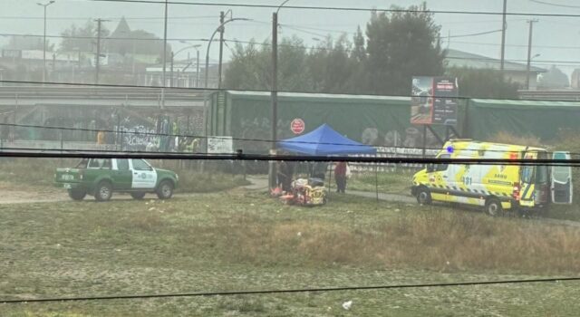 Tren de carga atropella a peatón en las cercanías del túnel en Pitrufquén