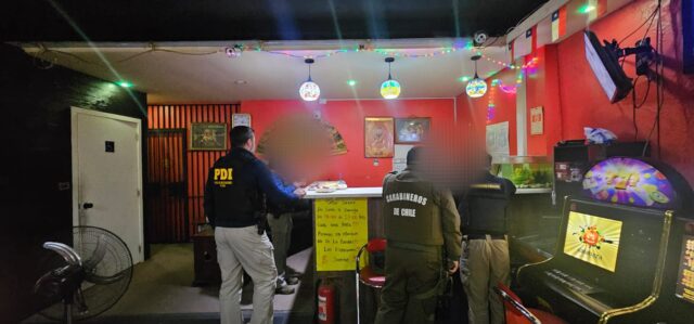 En Villarrica realizan fiscalización de extranjeros dedicados al comercio formal y locales de juegos de azar