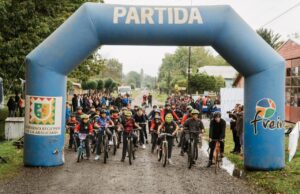 Freire se activó con energía: cicletada y corrida recreativa convocaron a la localidad de Radal