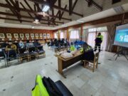 Funcionarios de la Casa de Inclusión de Freire se capacitan en RCP y uso de desfibriladores DEA