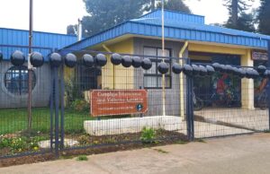 Comunidad educativa de Gorbea se suma a duelo nacional tras homicidio de inspectora