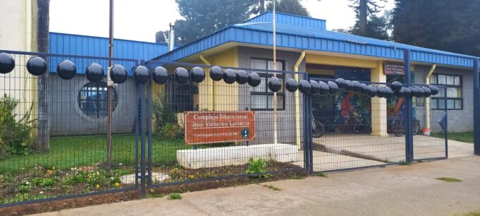 Comunidad educativa de Gorbea se suma a duelo nacional tras homicidio de inspectora