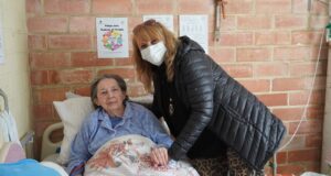 Alcaldesa Jacqueline Romero visita a beneficiada por el programa de red local de apoyos y cuidados, PRLAC, en Pitrufquén