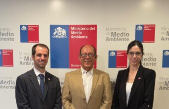 Alcalde Pablo Astete se reunió con autoridades del ministerio de medioambiente en Santiago