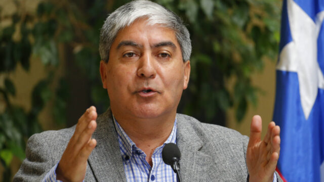 Columna de opinión de Henry Leal: «Boric antes de dejar el gobierno recorta 20 mil subsidios habitacionales y La Araucanía es de las regiones más afectadas»