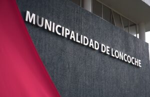 Municipio de Loncoche destituye a 21 funcionarios por viajes al extranjero con licencia médicas