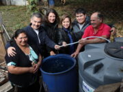 Familias de Padre Las Casas adquirieron 25 sistemas recolectores de aguas lluvias