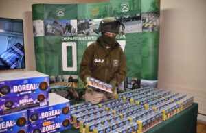 Incautan cerca de 85 mil cartones de cigarros y fuegos artificiales en La Araucanía