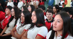 Liceo Bicentenario Araucanía celebra 60 años forjando futuro con compromiso y excelencia