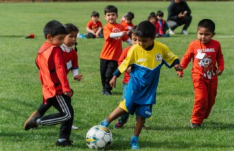 Freire celebra primera copa de la amistad de jardines infantiles en el estadio municipal