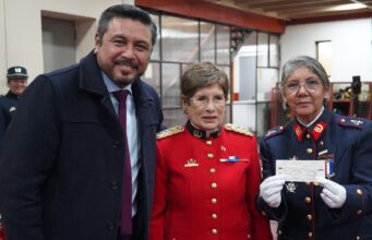 Municipio de Loncoche entrega cerca de $48 millones a bomberos en histórica subvención anual