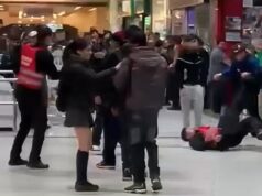 Violenta riña entre estudiantes y guardias se registra en supermercado de Portal Temuco