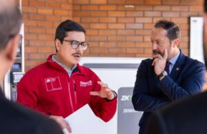 En pleno proceso de revalidación, director nacional de Junaeb denuncia venta ilegal de sellos TNE 2026