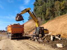 MOP trabaja a toda máquina en obras de emergencia en ruta S-70 que une Pitrufquén y Toltén