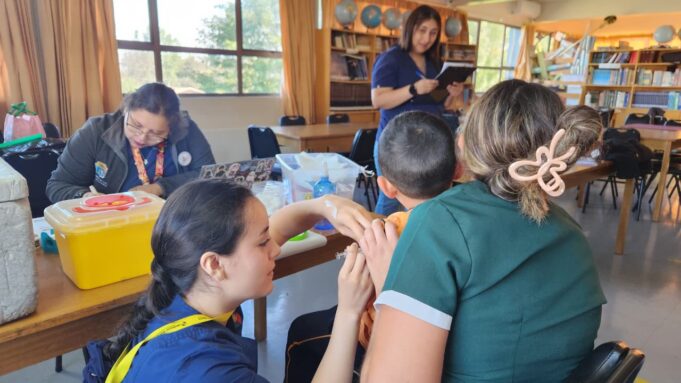 Inician vacunación contra la influenza en establecimientos educacionales de Pitrufquén