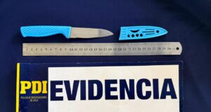 Adolescente de 14 años es sorprendido con cuchillo al interior de colegio en Victoria