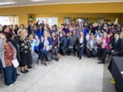 Municipalidad de Victoria entrega giftcard para 45 talleres laborales del Programa de la Mujer