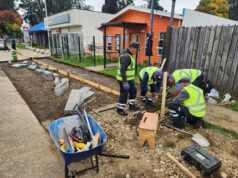 Freire inicia obras de estacionamientos y accesibilidad universal para adultos mayores en calle 21 de Mayo