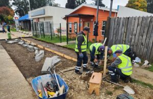 Freire inicia obras de estacionamientos y accesibilidad universal para adultos mayores en calle 21 de Mayo