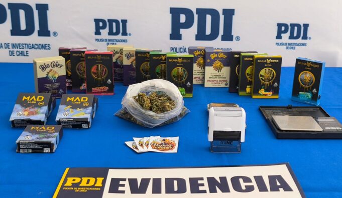 PDI detiene a una mujer dedicada a la venta de vapers contenedores de resina de cannabis sativa en Angol