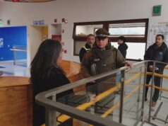 Carabineros lidera operativo de resguardo en liceo de Pitrufquén por «amenazas de tiroteo»
