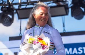 Ciclista adulta mayor de Villarrica se corona campeona mundial MTB XCO master 2026