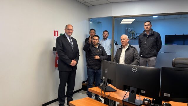 Delegado Presidencial visita instalaciones de Frontel y conoce plan de emergencia para enfrentar el invierno